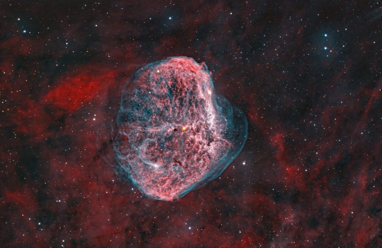 Crescent Nebula